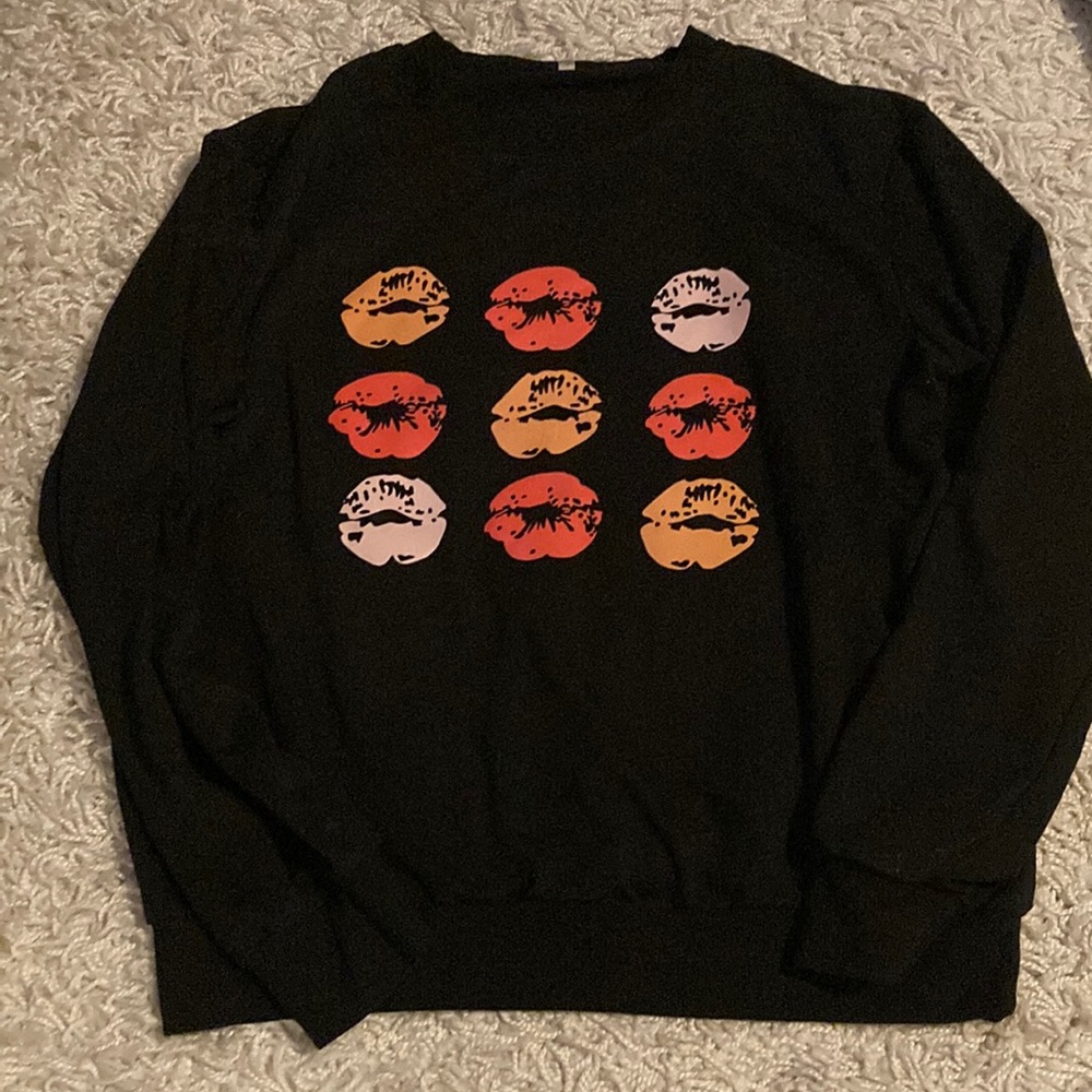 SHEIN lips sweatshirt